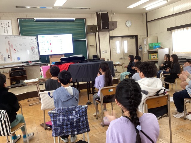 音楽の授業の様子
