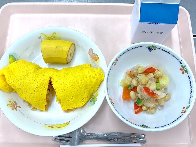 給食