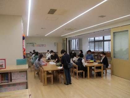 読み聞かせ見学会
