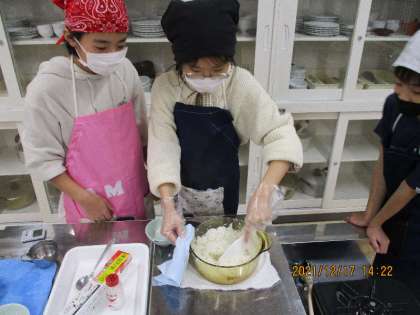 調理実習　炊飯