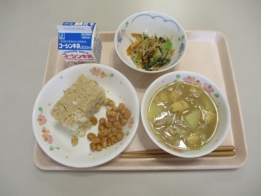 ６／１１給食１.jpg