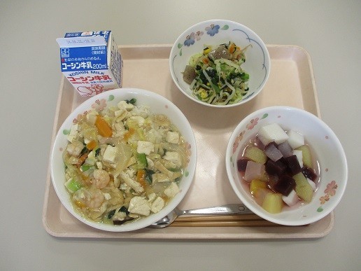 ６／１２給食１.jpg