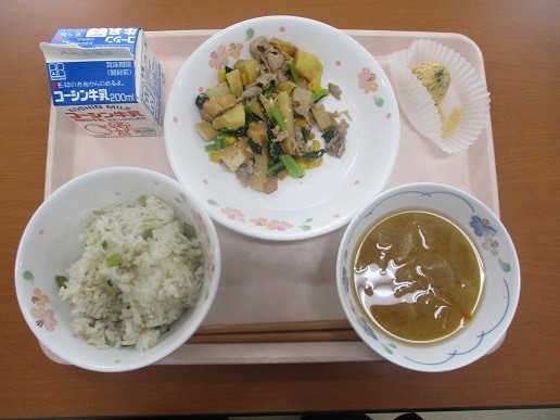 ６／１９給食１.jpg