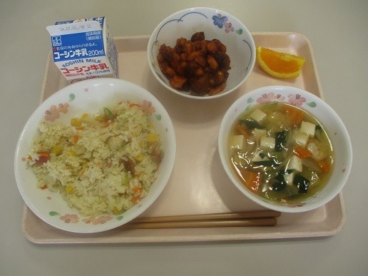 ６／２４給食１.jpg