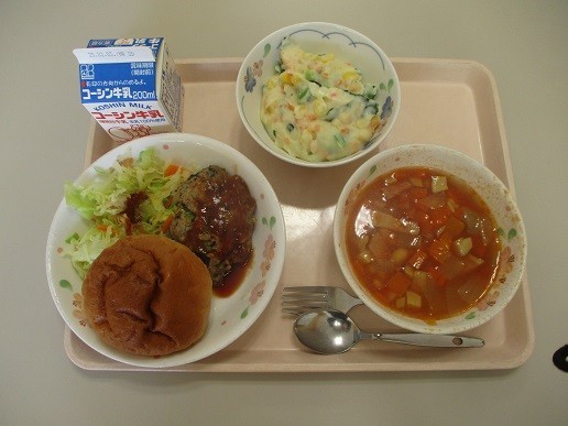 １／２８給食１.jpg