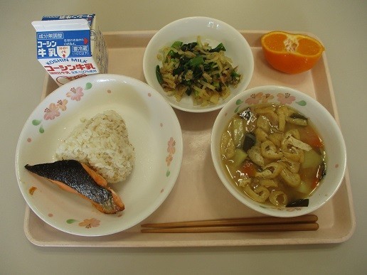 １／２８給食　１.jpg