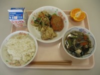 ２／５給食１.jpg