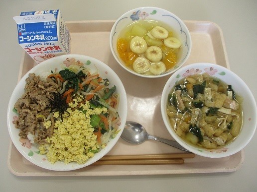 ２／１０給食１.jpg