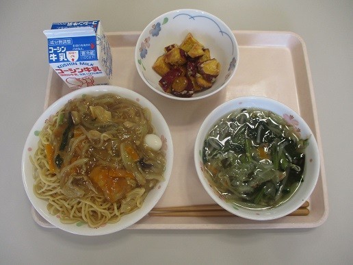 ９／１８給食.jpg