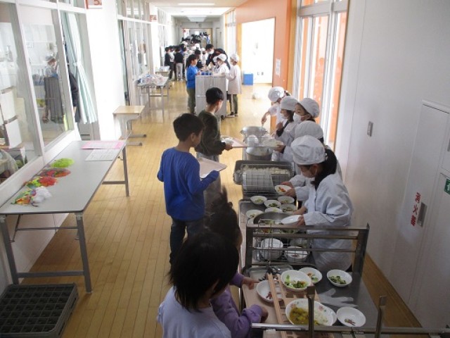 ３／１３給食３.jpg