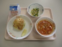 ４／２６給食１.jpg