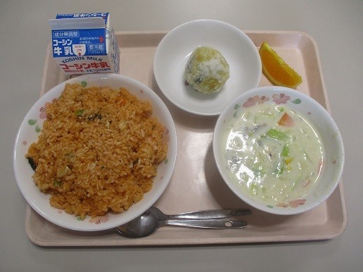 ５／１３給食１.jpg