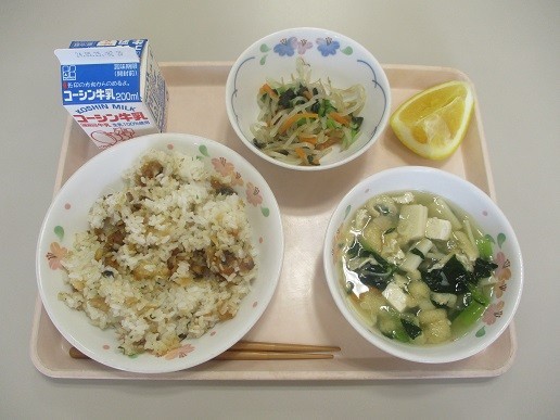 ５／１５給食１.jpg