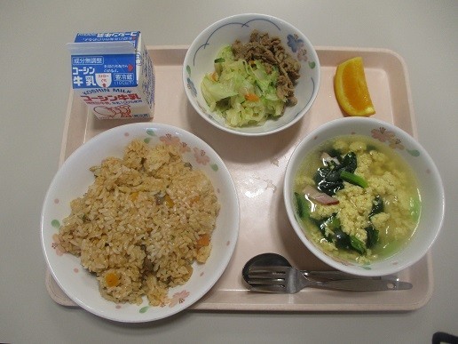 ５／２７給食１.jpg