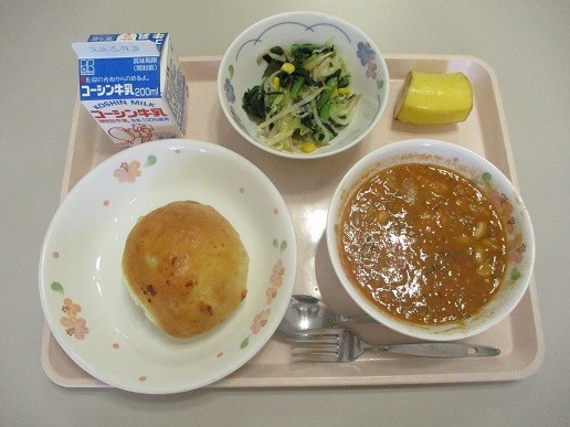 ６／５給食１.jpg