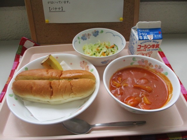 給食の写真