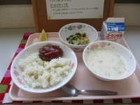 給食の写真