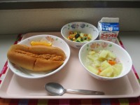 給食の写真