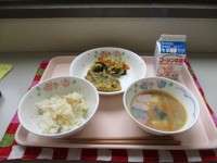 給食の写真