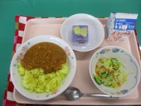 給食の写真