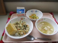 給食の写真