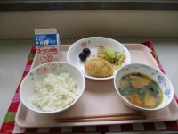 給食の写真