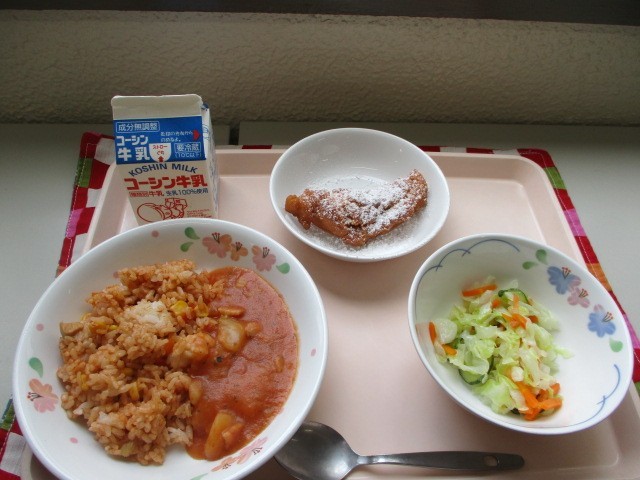 給食の写真