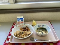 給食の写真