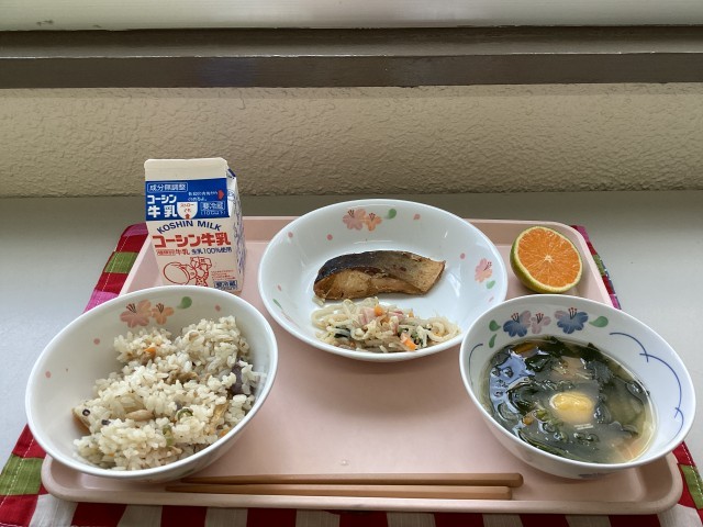 給食の写真
