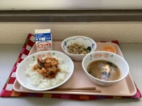 給食の写真