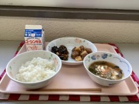 給食の写真