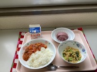 給食の写真