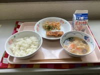 給食の写真