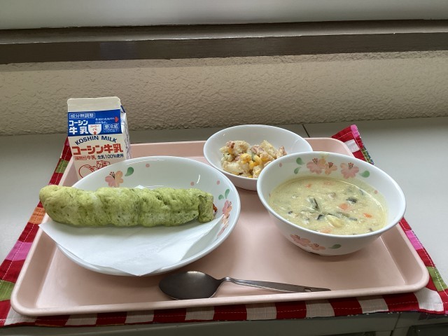 給食の写真