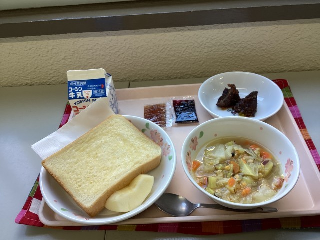 給食の写真