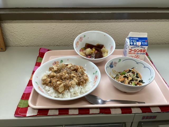 給食の写真