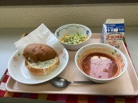 給食の写真