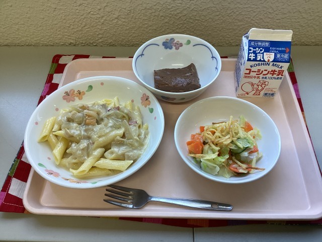 給食の写真