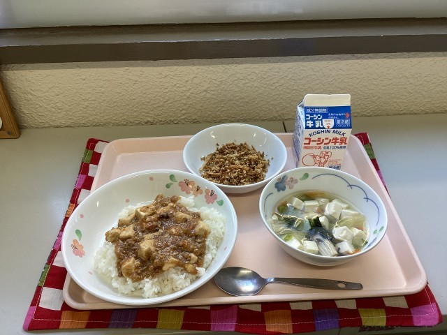 給食の写真