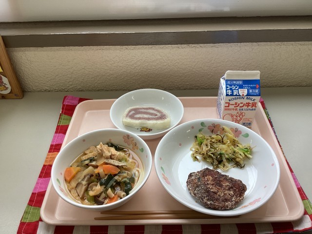 給食の写真