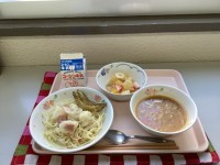 給食の写真