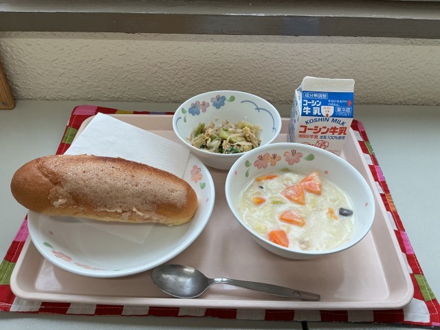 給食の写真