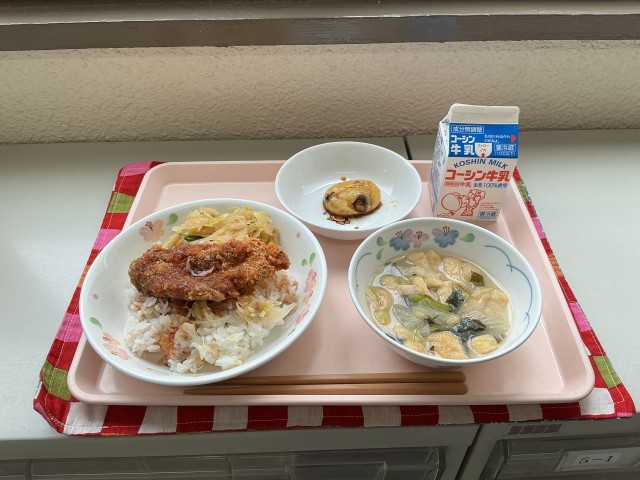 給食の写真