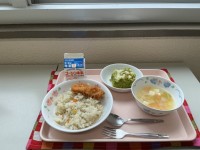 給食の写真
