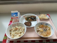 給食の写真