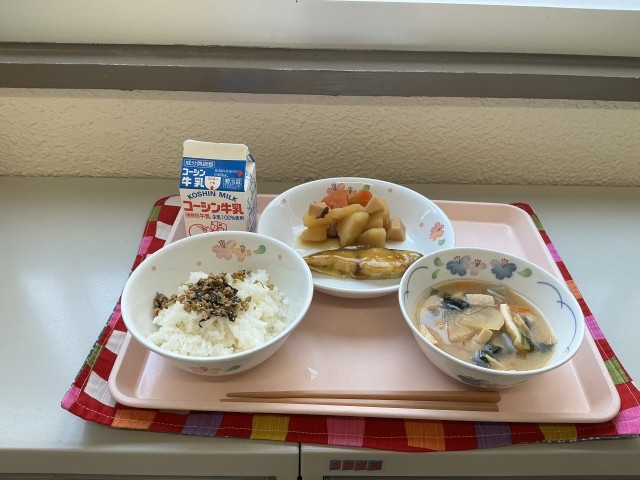 給食の写真