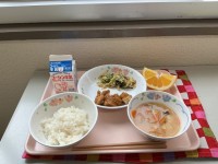給食の写真