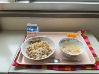 給食の写真