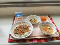 給食の写真