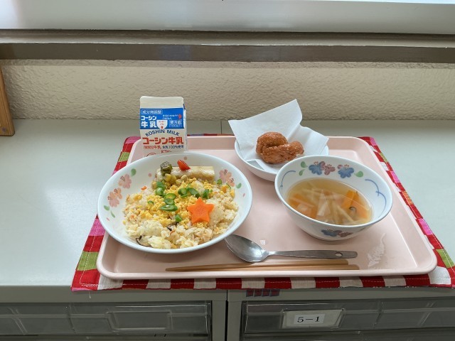 給食の写真1